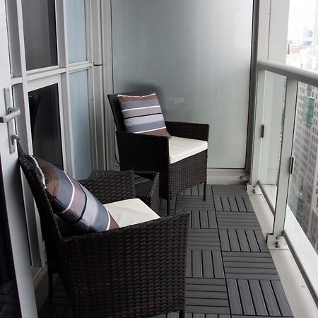 Downtown High-Rise Condo- Cn Tower View Toronto Eksteriør bilde