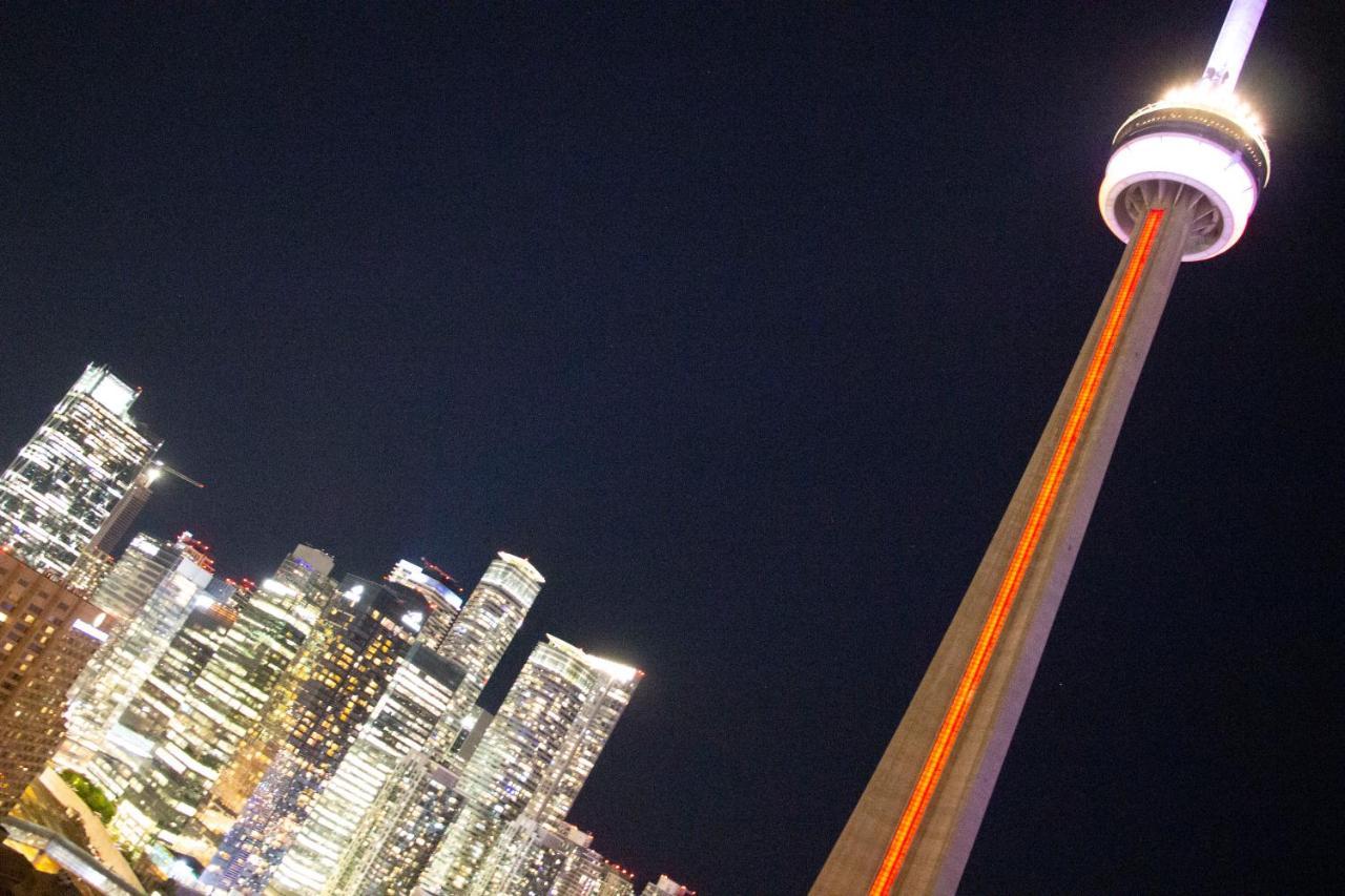 Downtown High-Rise Condo- Cn Tower View Toronto Eksteriør bilde